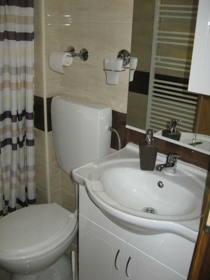 Apartmán Antonia & Arian Roč Exteriér fotografie