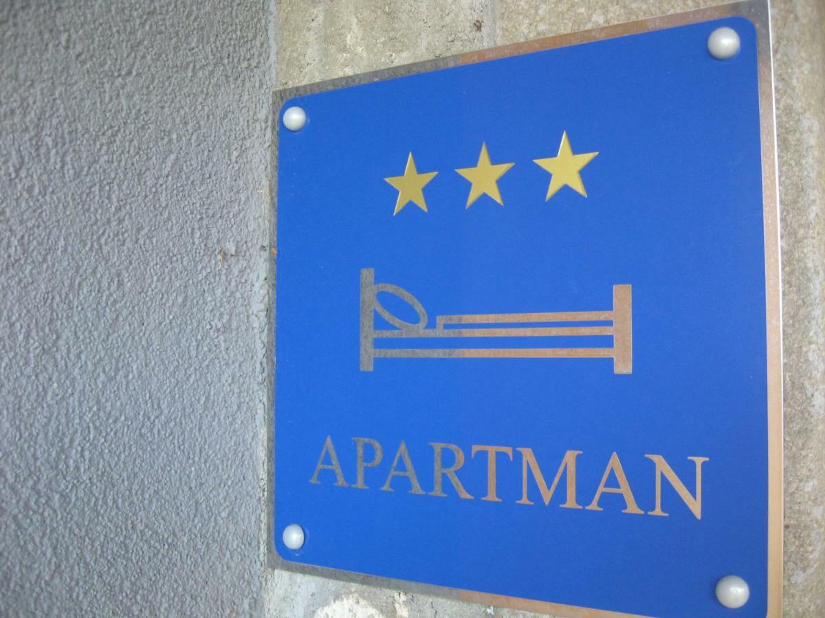 Apartmán Antonia & Arian Roč Exteriér fotografie
